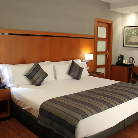 Отель Western Premier Dante 4*