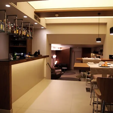 Western Premier Dante Hotel