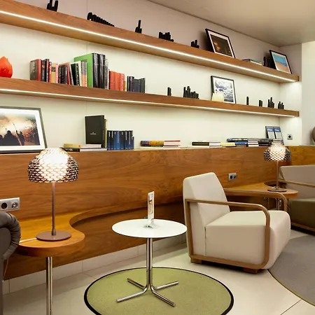 Western Premier Dante Hotel 4*
