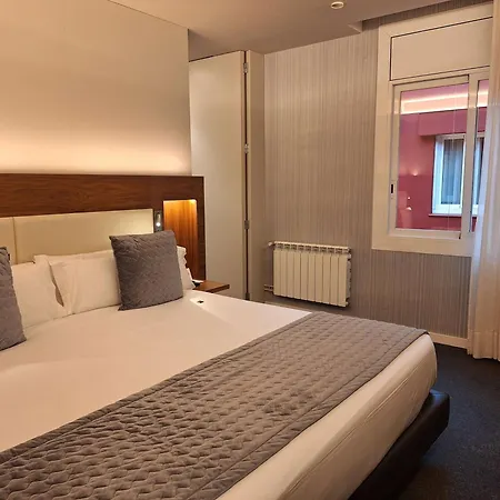 Western Premier Dante Hotel 4*