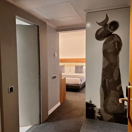 Hotel Western Premier Dante Barcelona